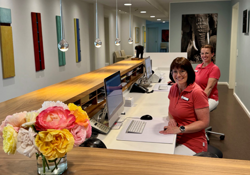 Praxiseingang mit Anmeldung